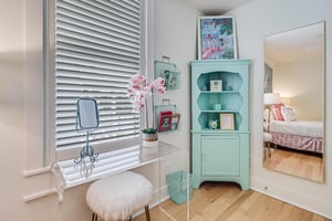 Queen Bedroom, 2nd Floor