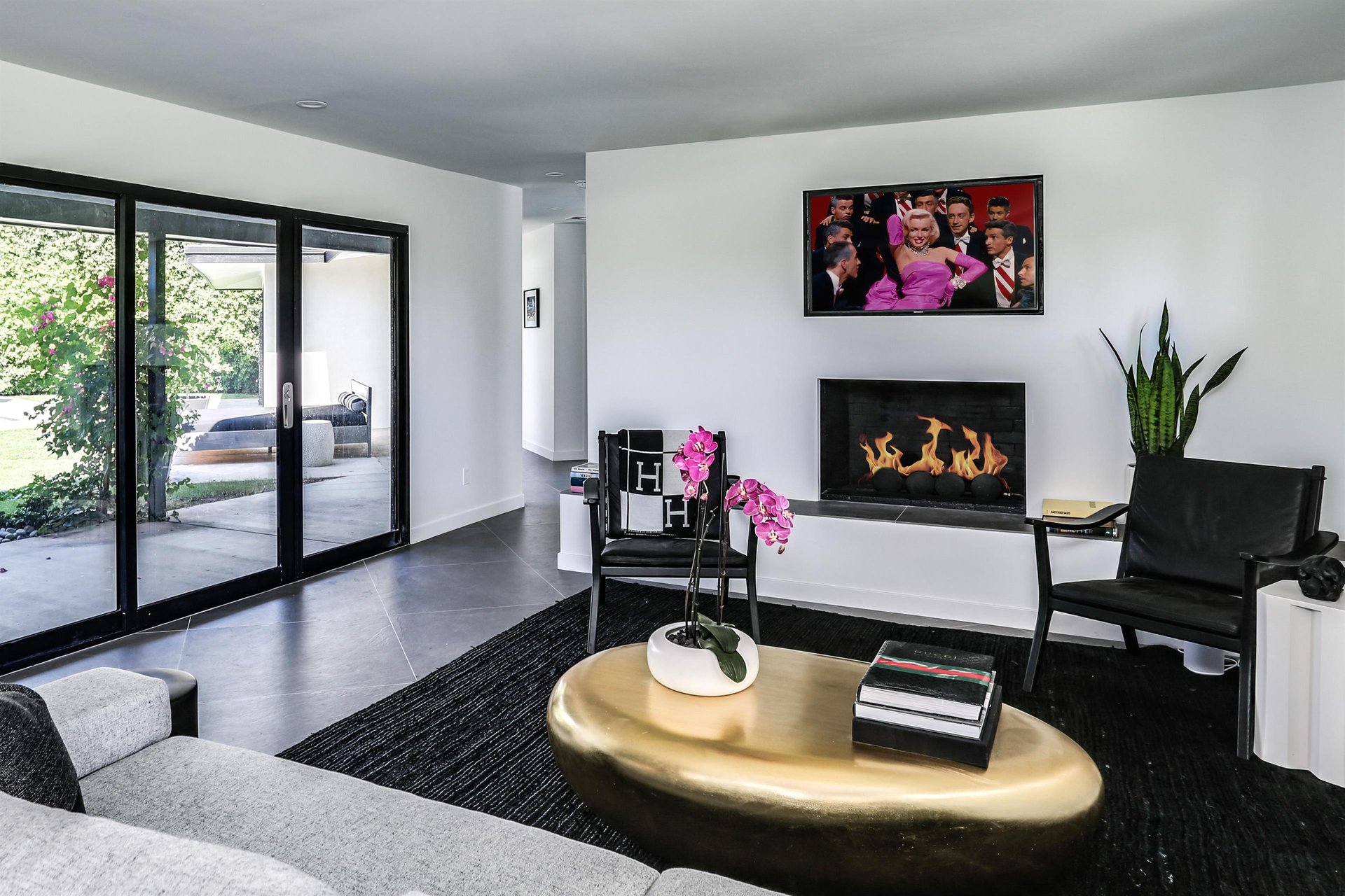 Decorative spaces