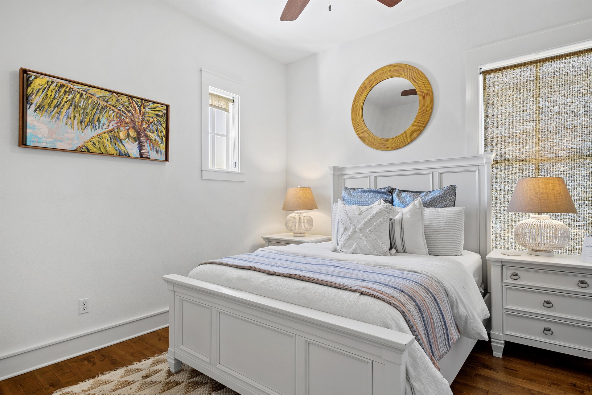 Queen Bedroom, 2nd Floor