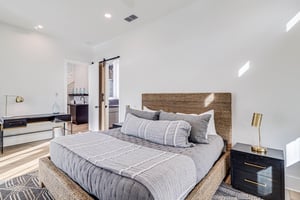 Ensuite King Bedroom, 1st Floor