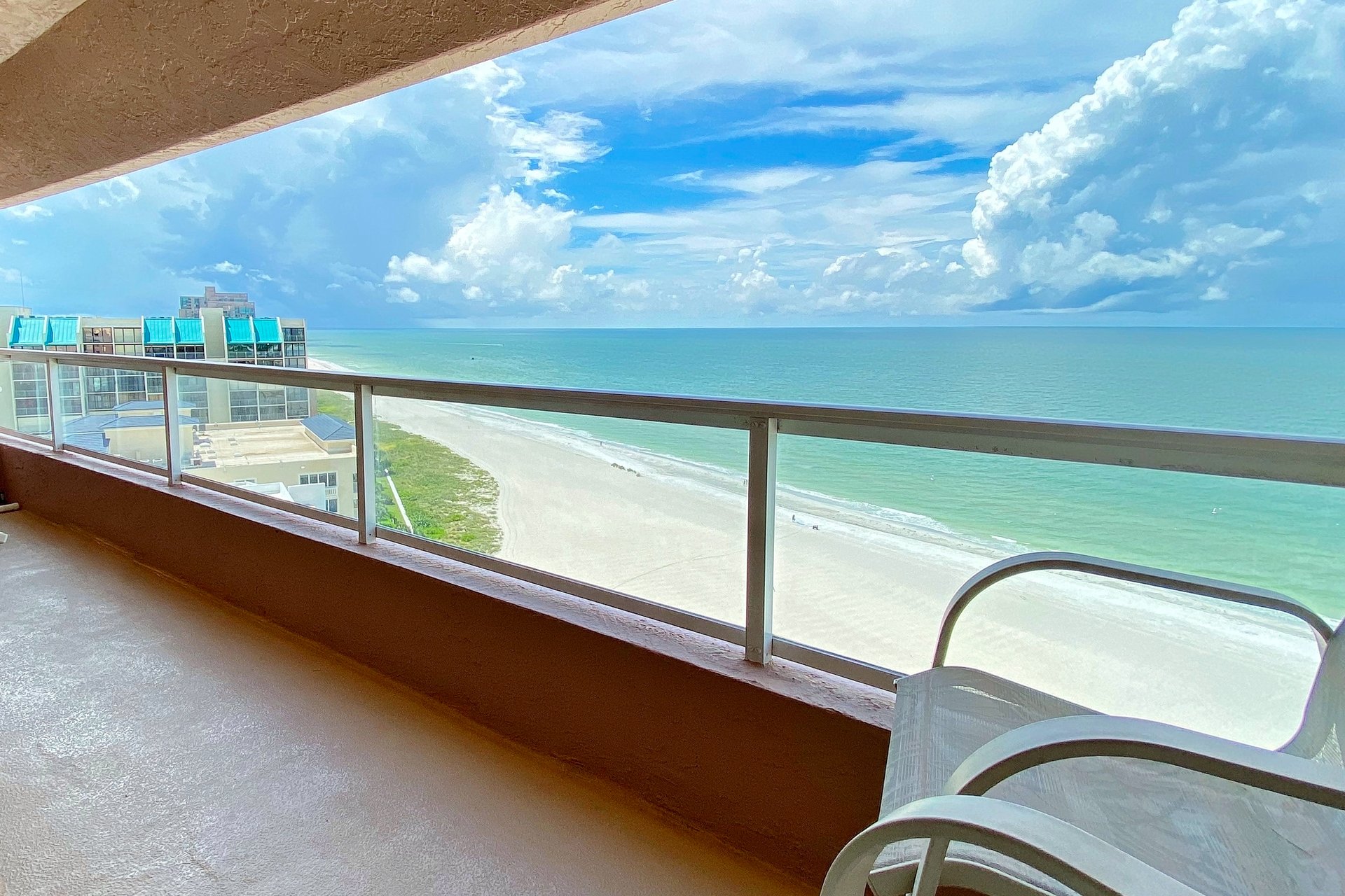 Crescent Beach Club I 16C 20