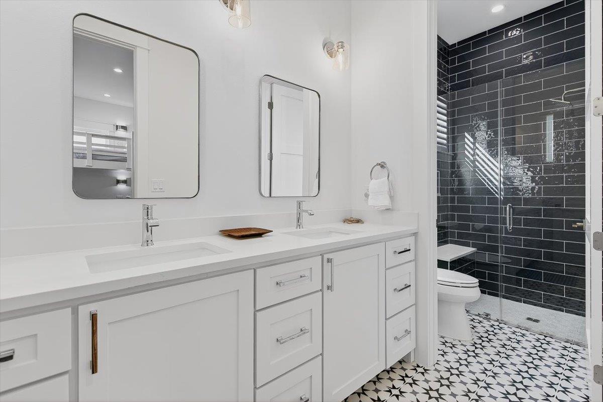 Bunk Bathroom, Ground Floor