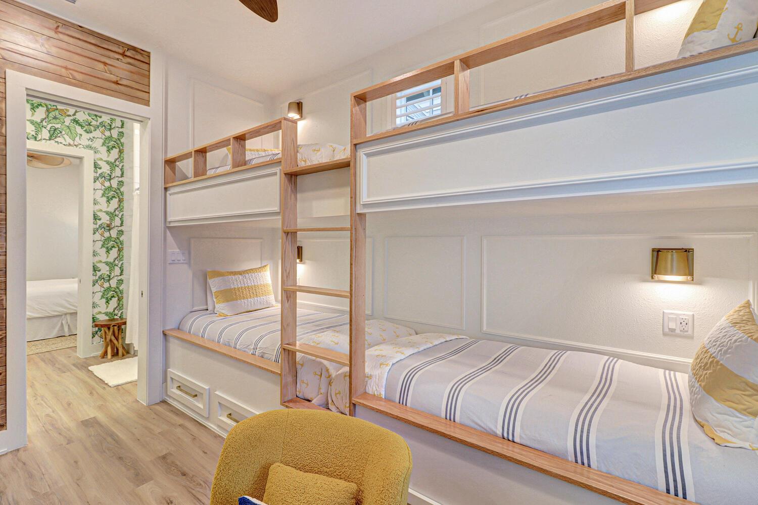 Bunk Room, 2nd Floor