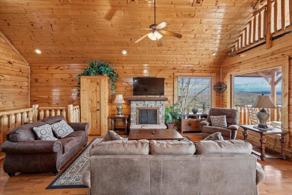 11Living Room