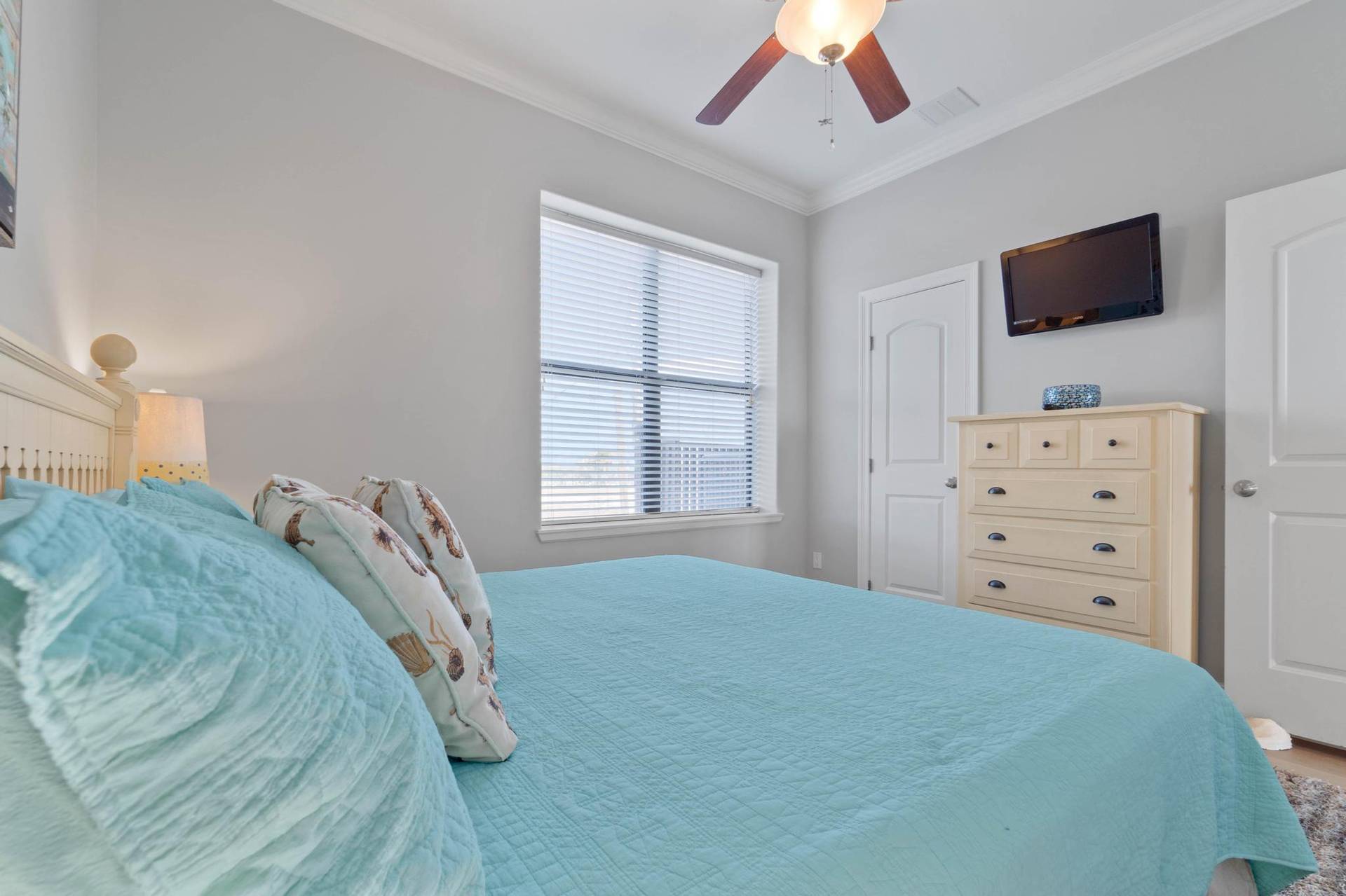 Top Floor Guest Bedroom King