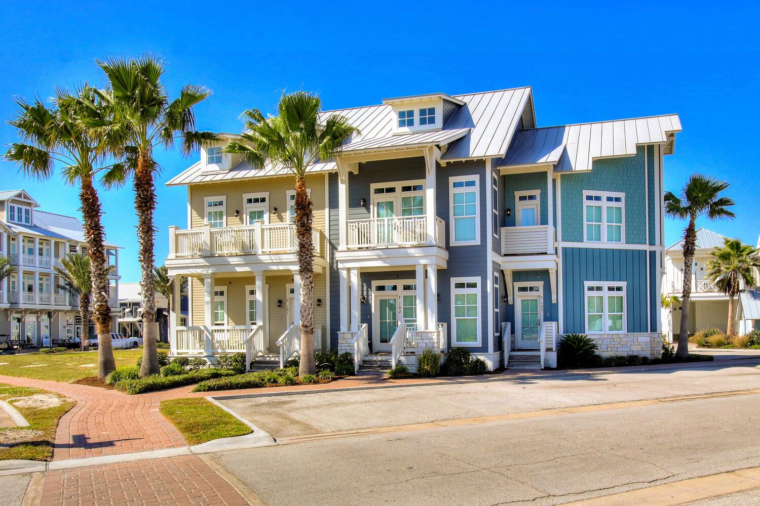 Seven Town Center, 100 Social Circle