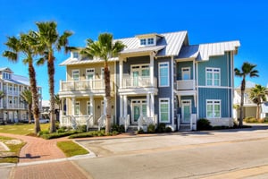 Seven Town Center, 100 Social Circle