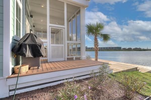 1st Floor Screened Porch