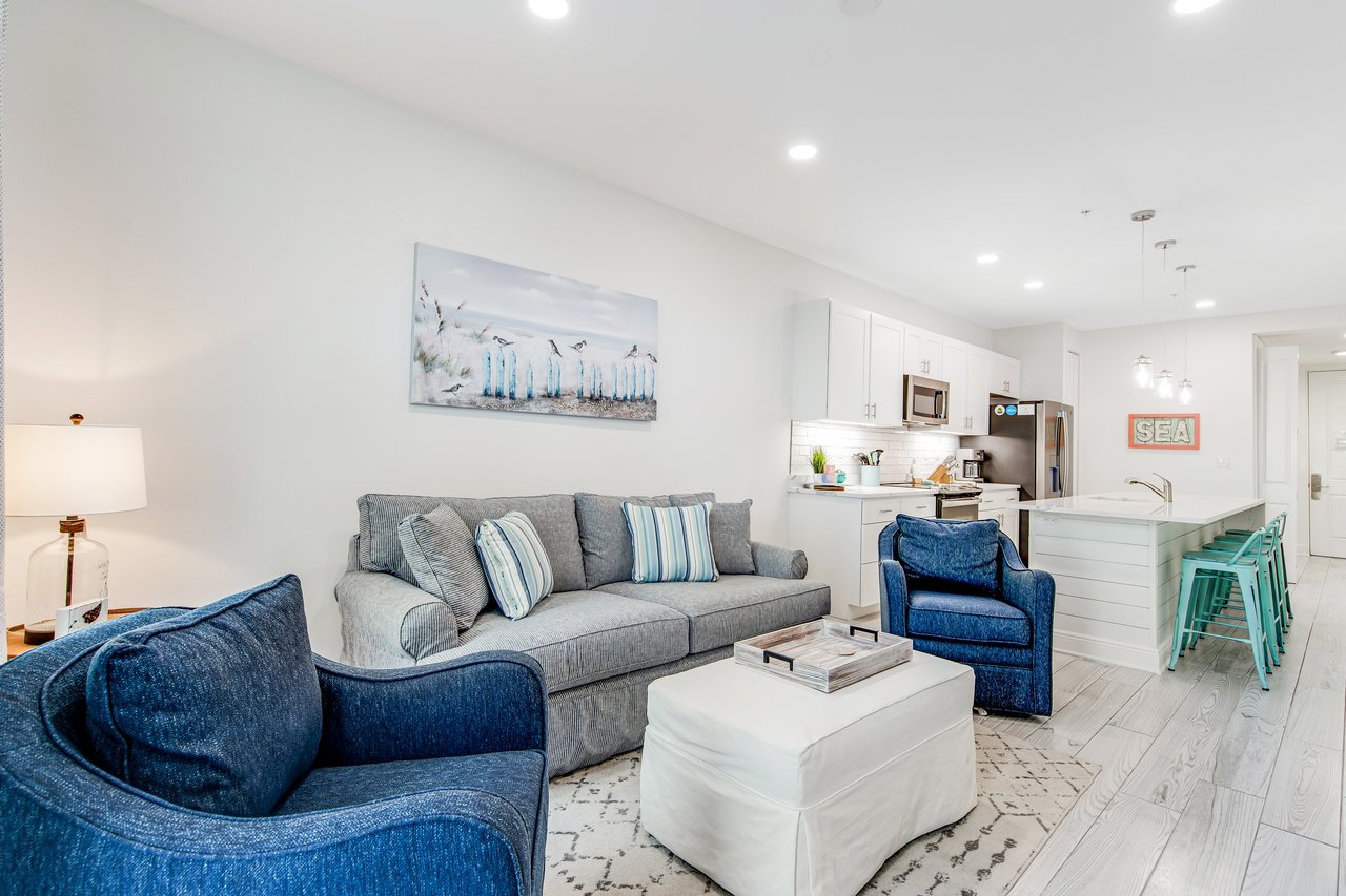 Gulf Place Residence 207 5