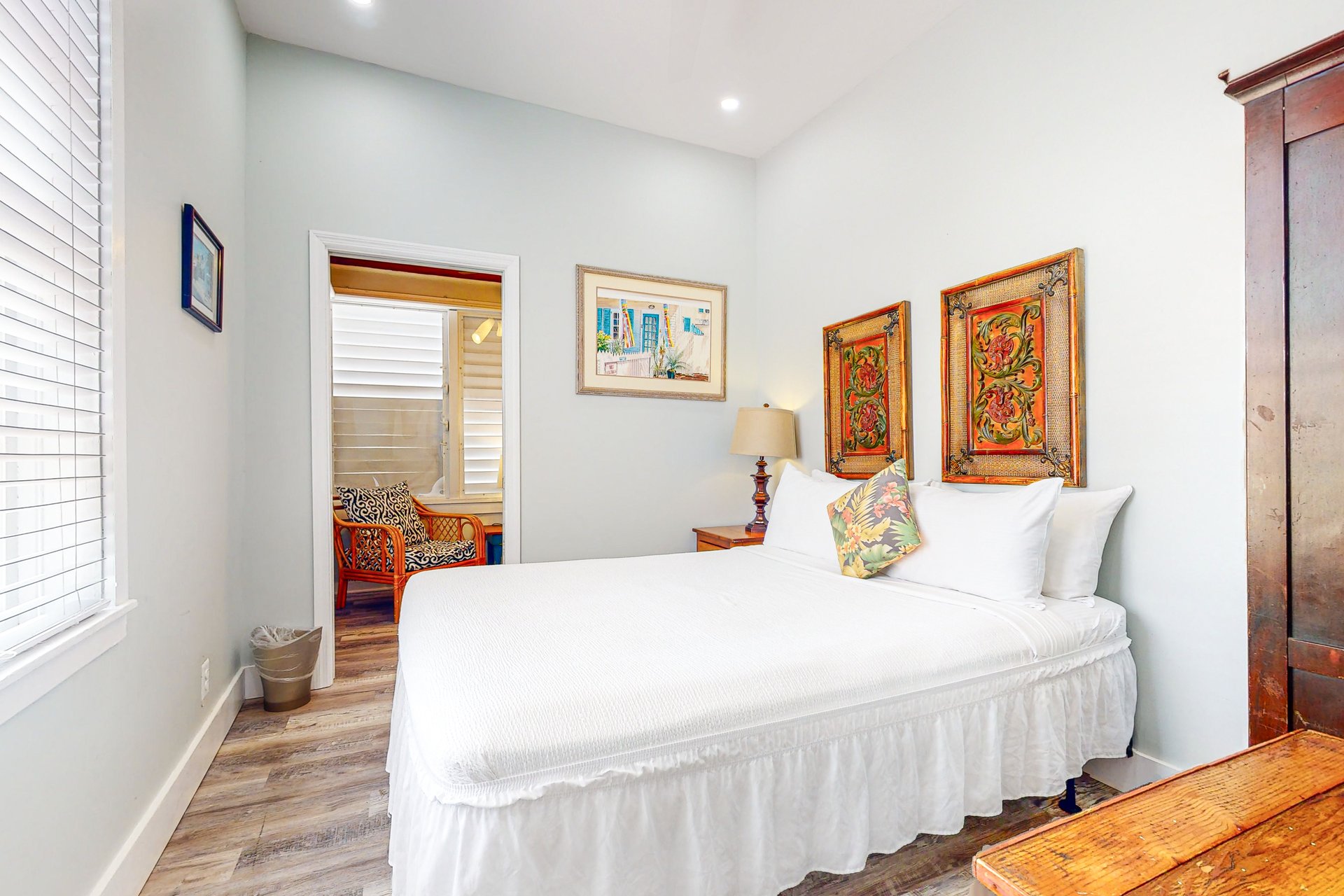 Truman  Duval  Unit D 14