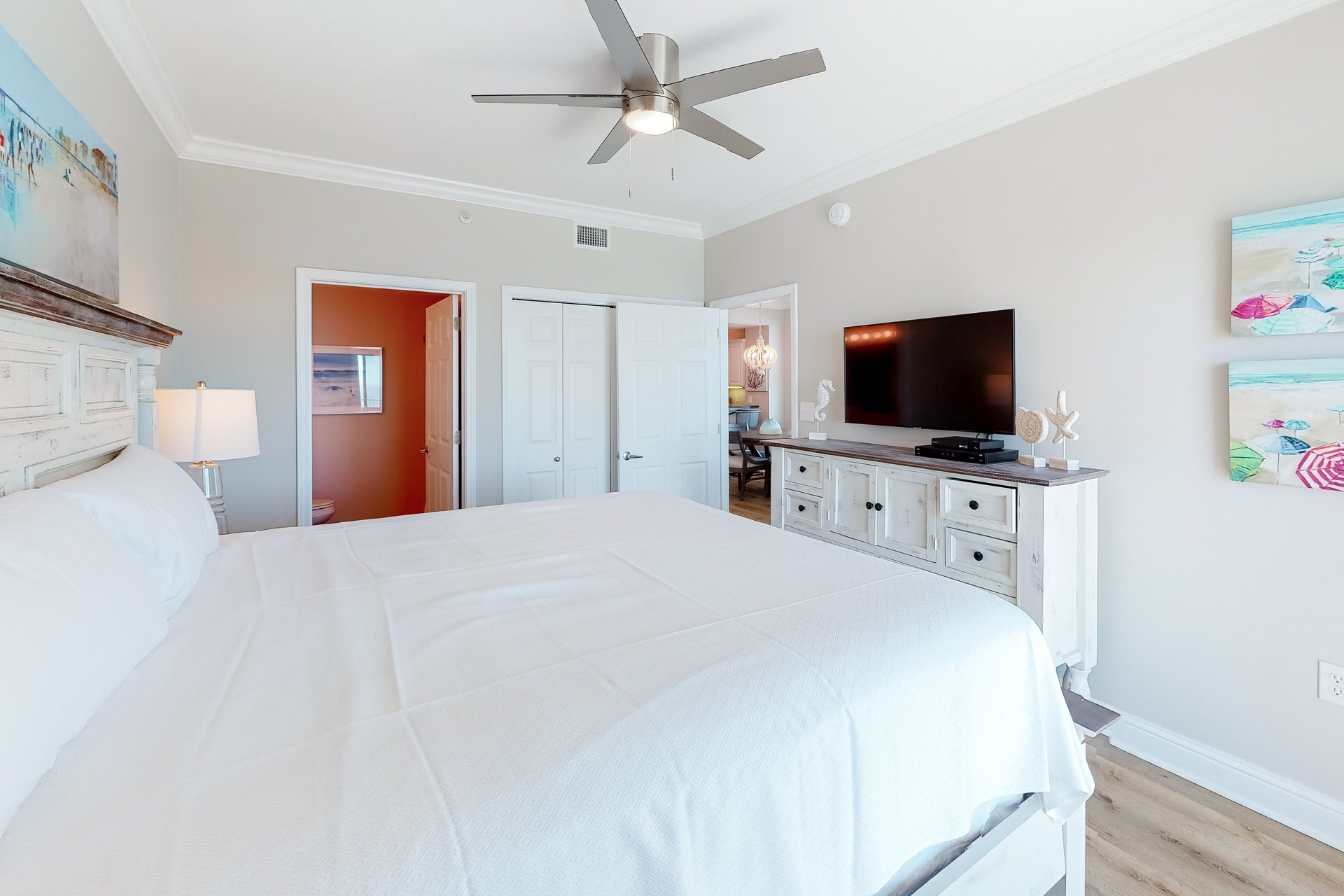 Crystal Shores 601 14