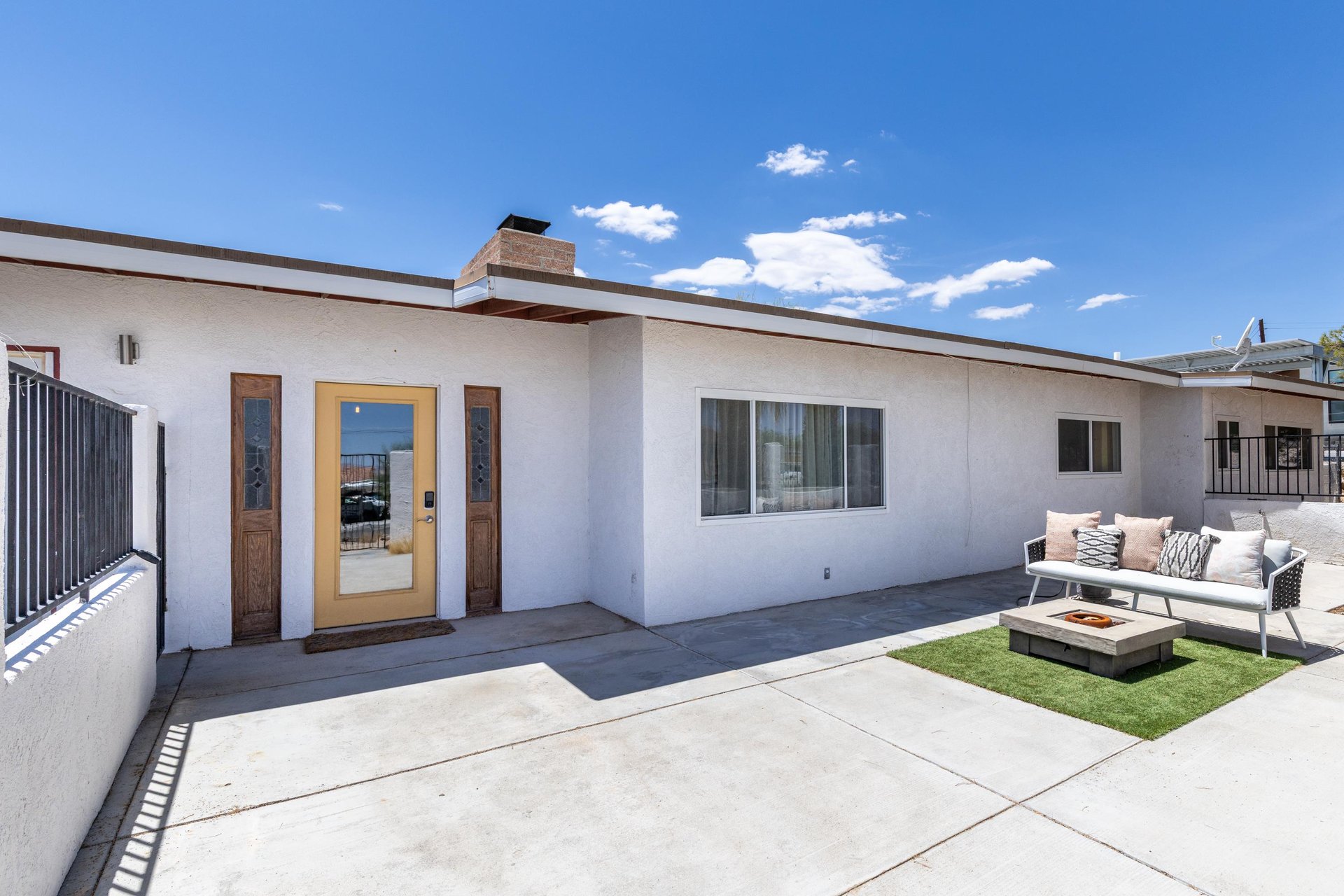 A 3 bedroom, 2 bathroom desert retreat in Twentynine Palms, CA.