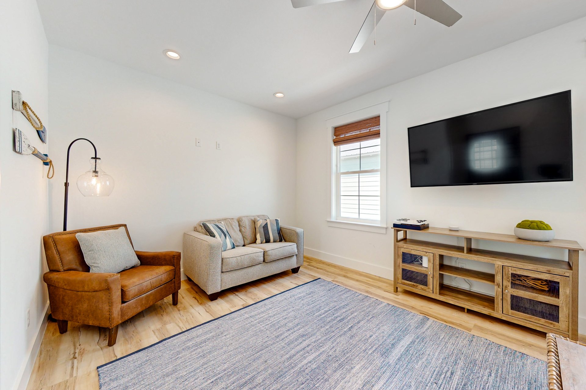 Lyndell Lane Leisure 18