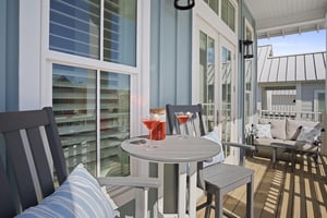 2nd Floor King Master Suite Private Balcony