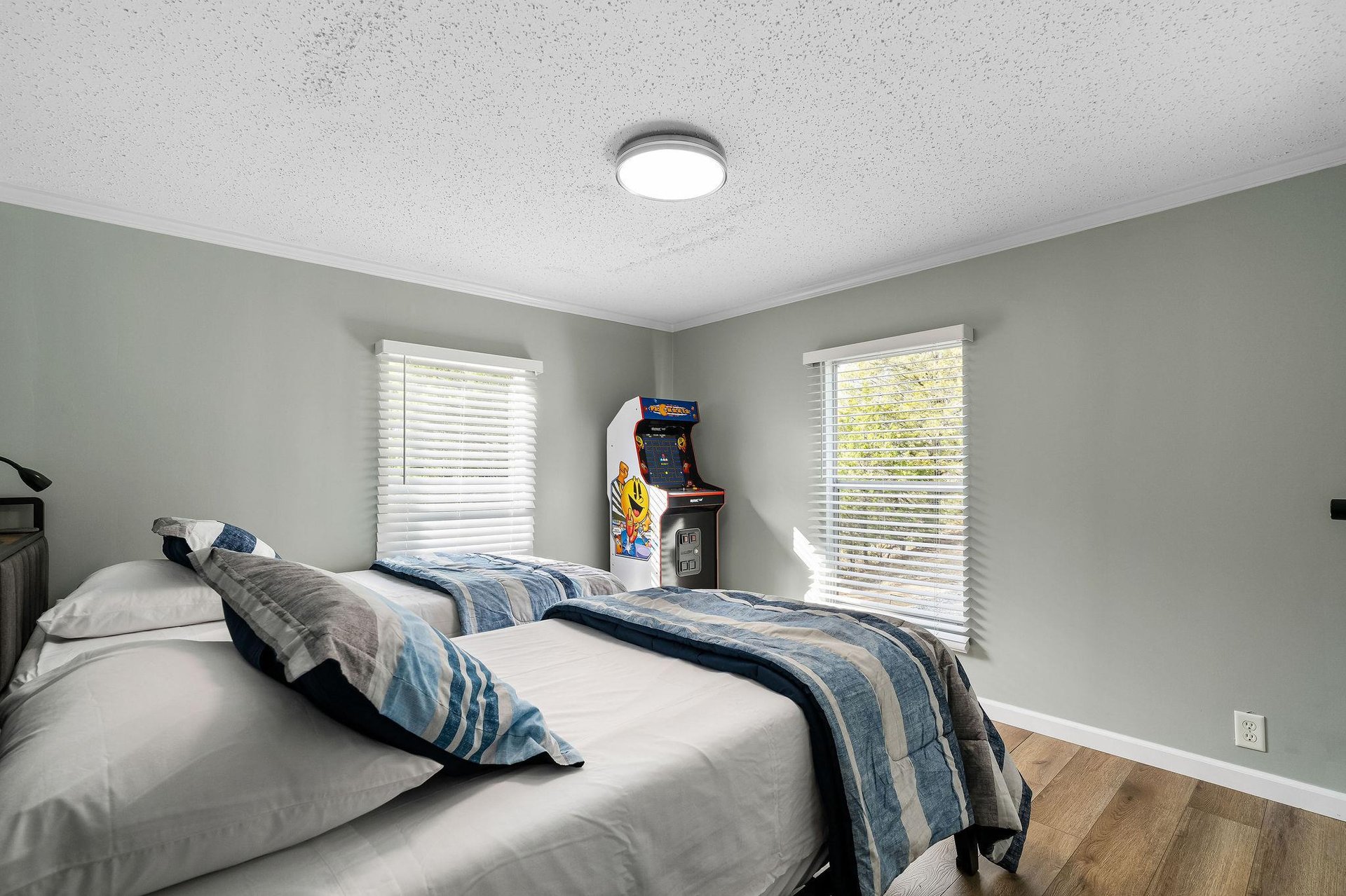 kozyretreatatthelake21