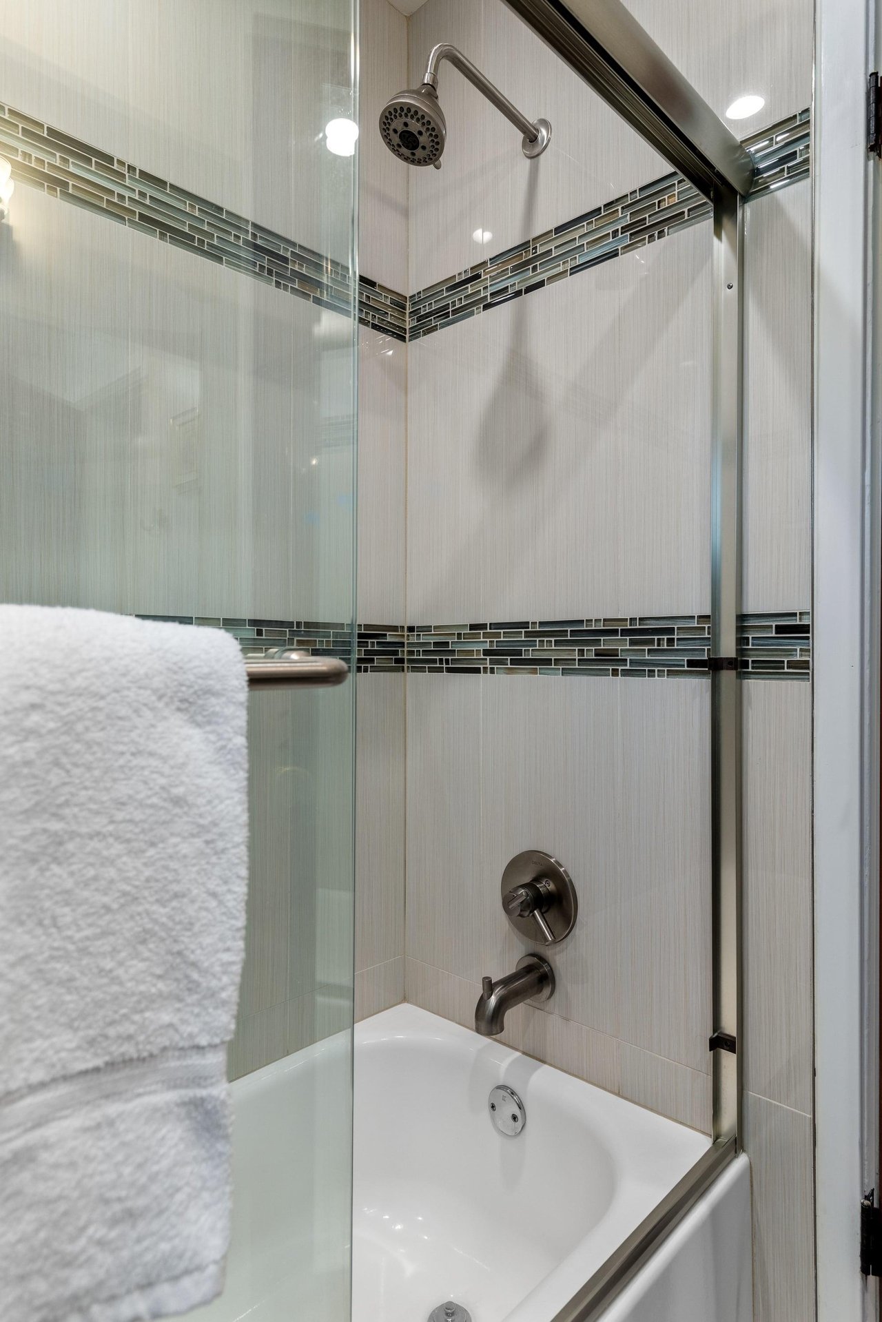 Ensuite bathroom with tubshower combination.