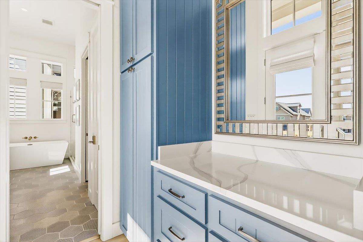 Primary King Bedroom, 2nd Floor