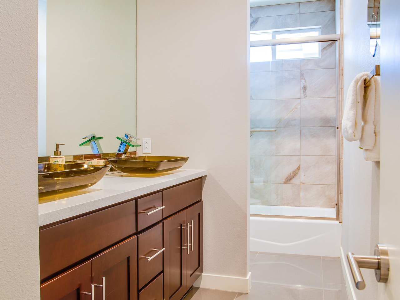 Gorgeous Bathrooms at Sun Haven Escape