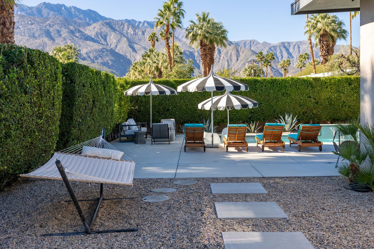 Cozy hammock for naps