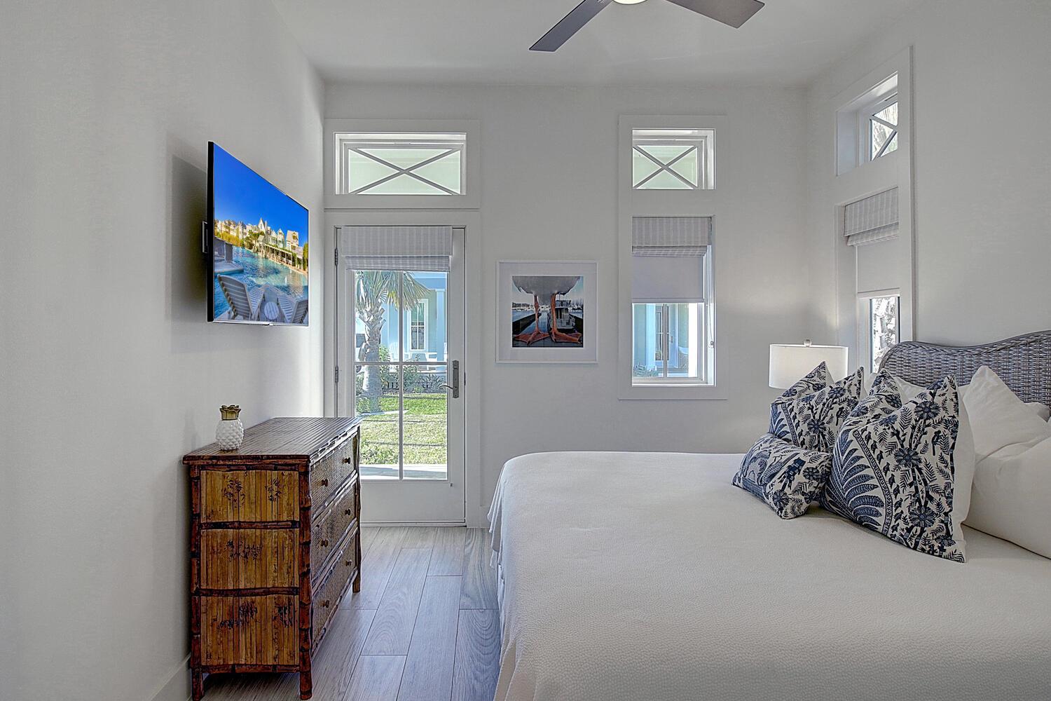 1st Floor, Primary King Bedroom