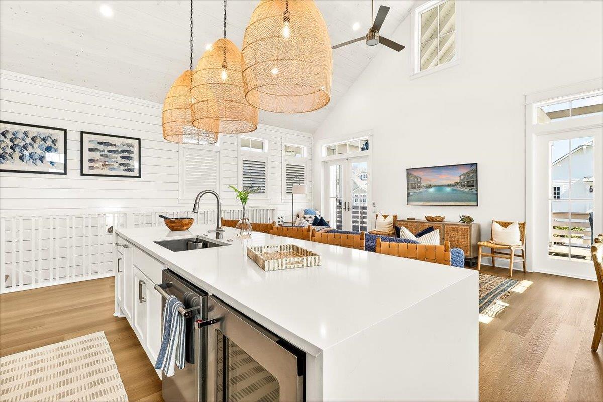 2nd Floor, Kitchen