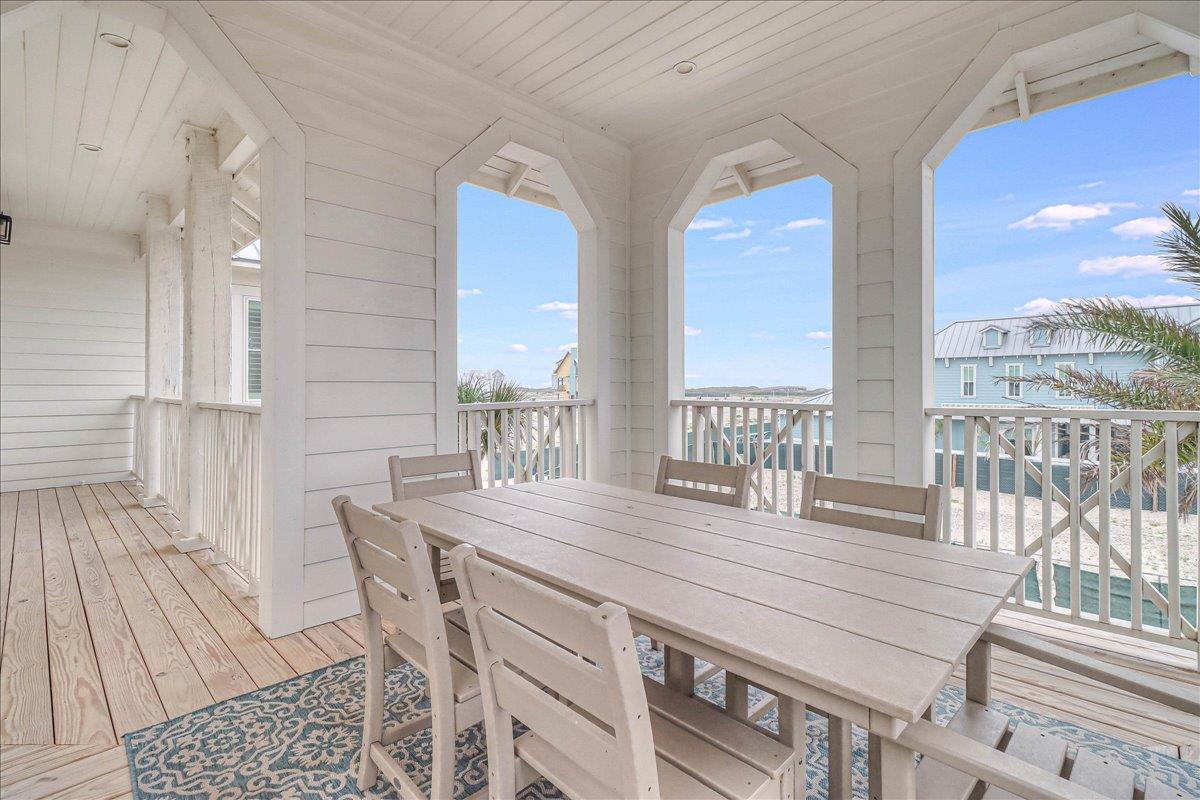 Spacious Balcony with Gathering Space, 2nd Floor