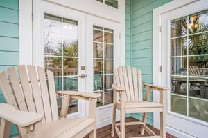 Shared Front Balcony, 2nd Floor