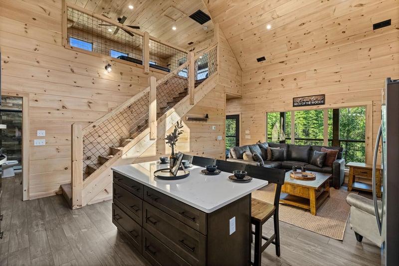 rockytoplodge12