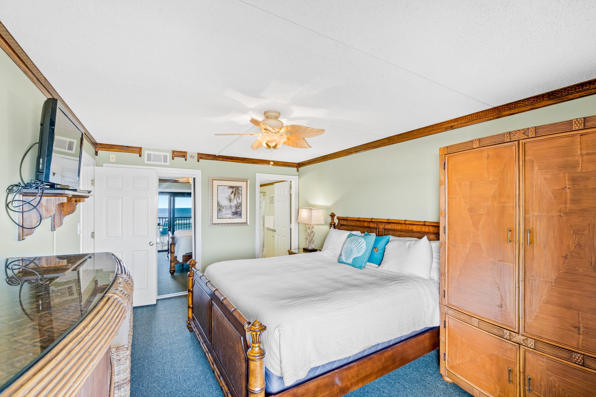 Ocean Breeze West 302 12