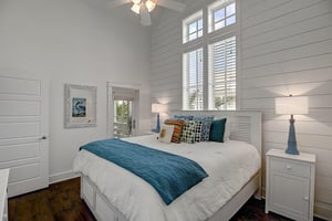 2nd Floor King Bedroom
