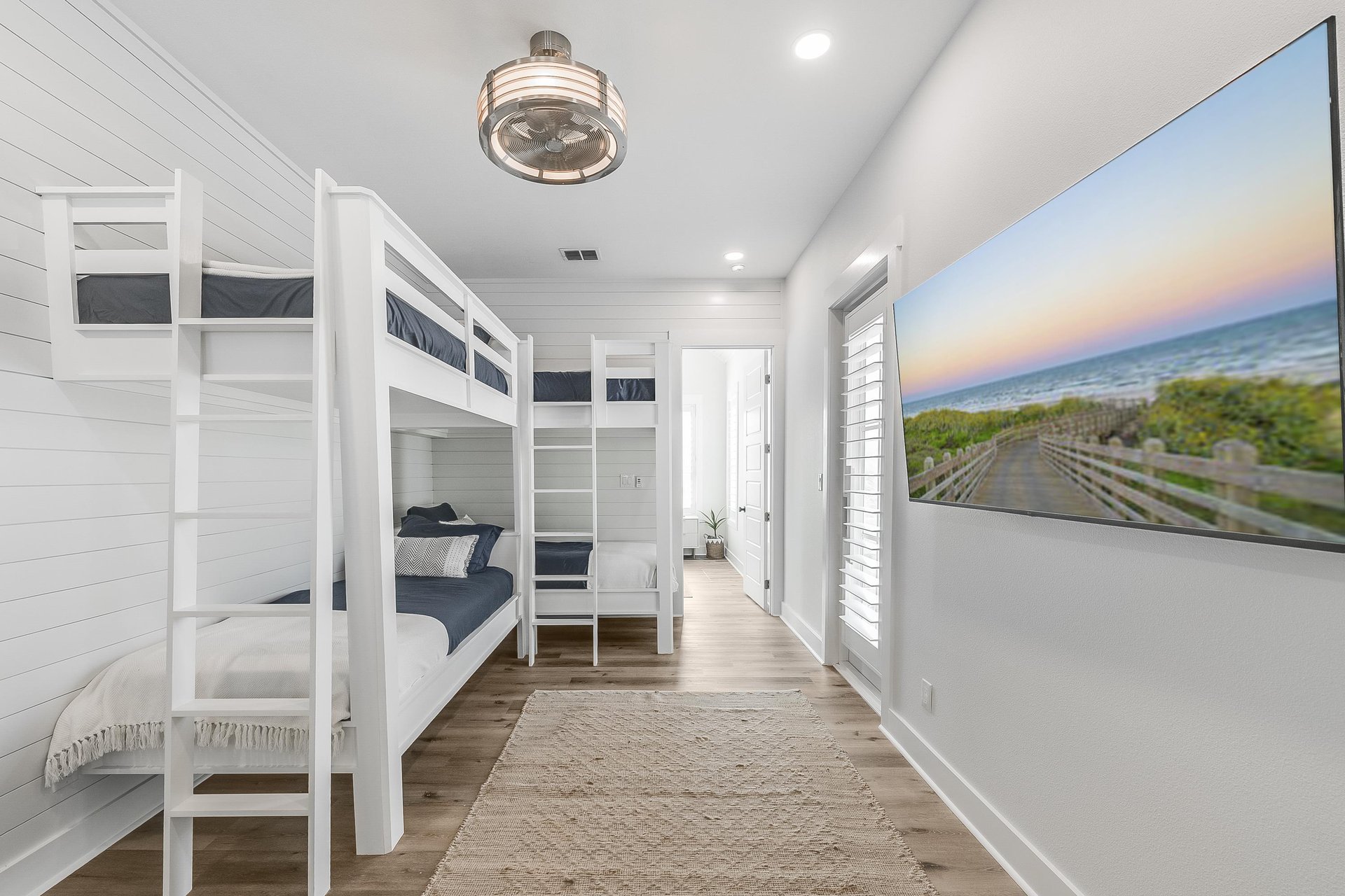 Bunk Loft, 2nd Floor