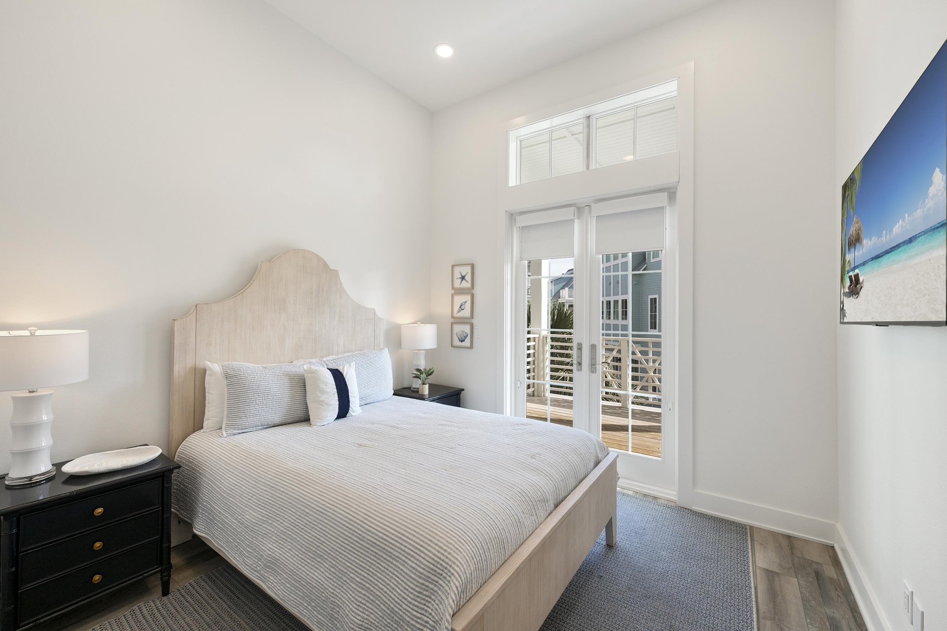 1st Queen Suite, 2nd Floor