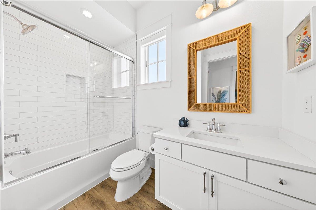 2nd Floor, Second Bunk Bathroom