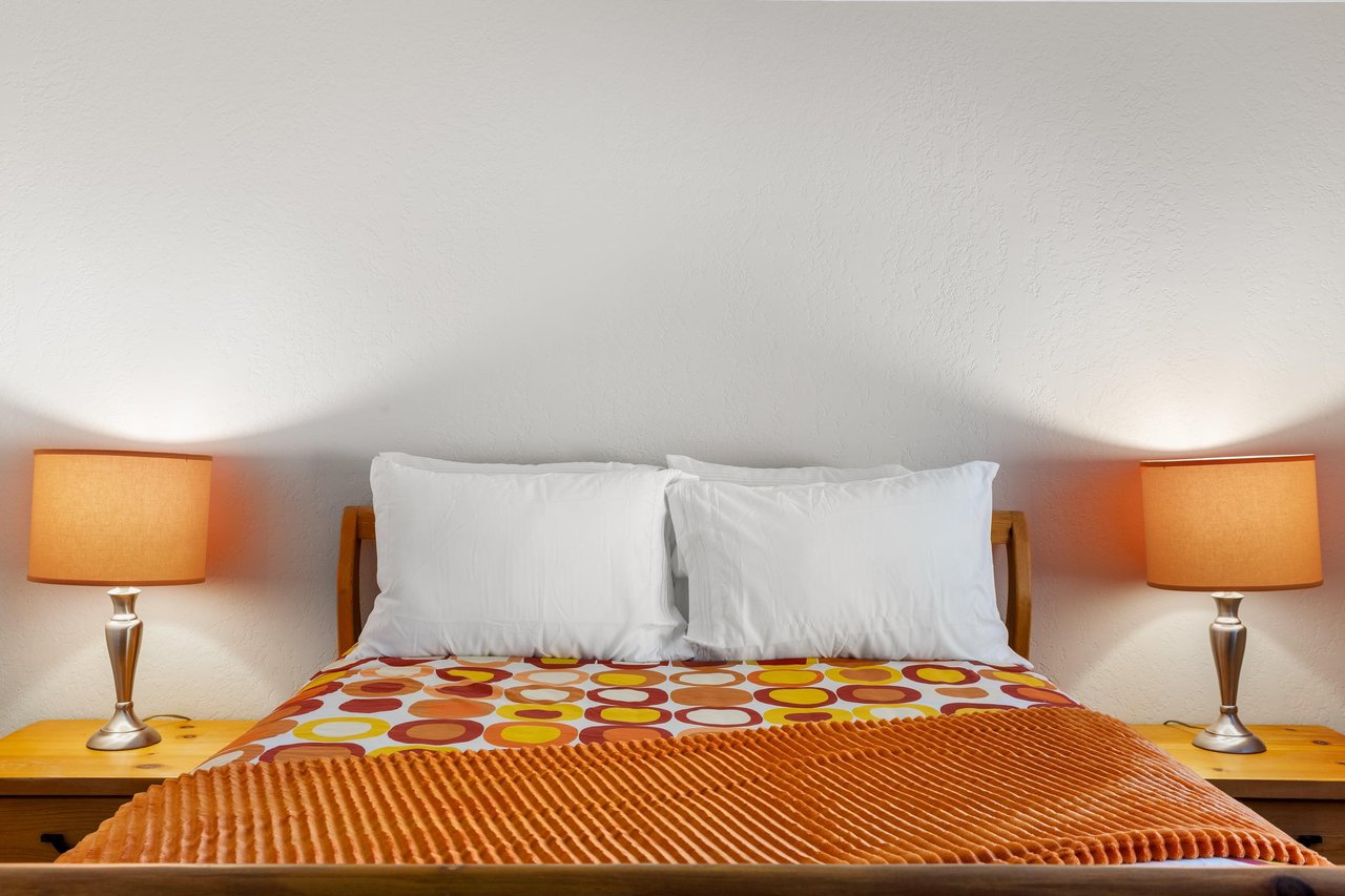 Guest bedroom