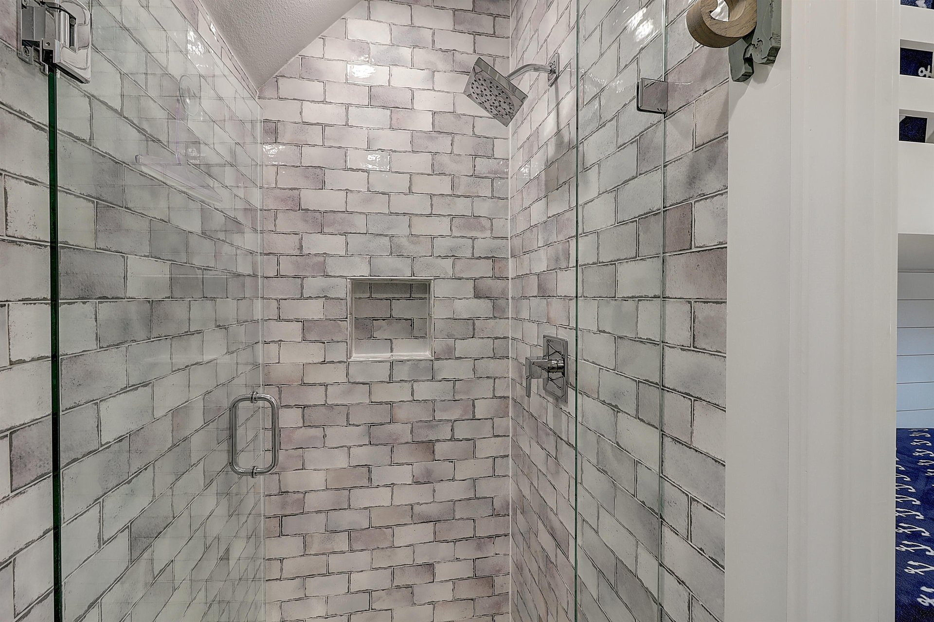 2nd Floor, Bathroom Area