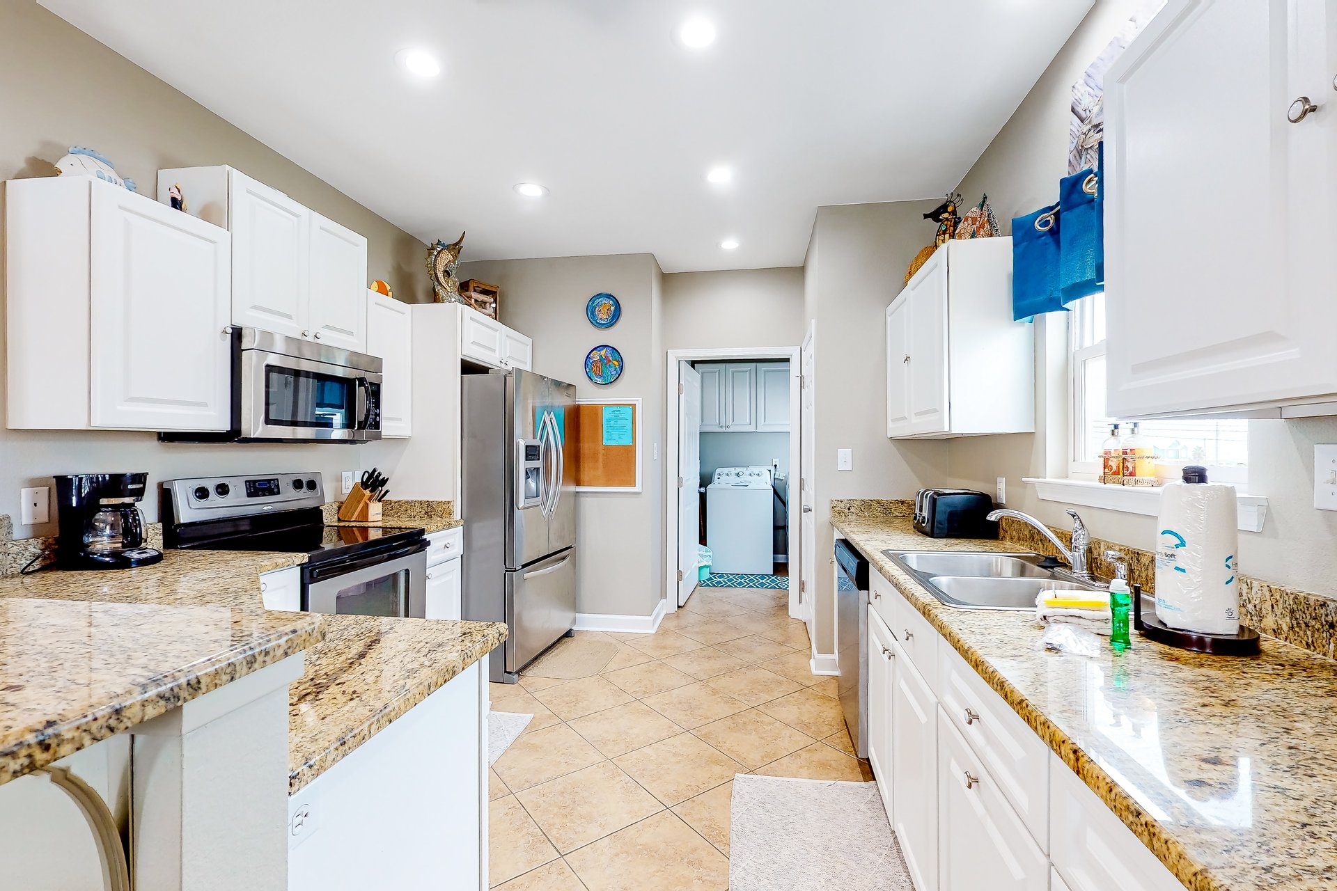 Lazy Daze Beach House 11