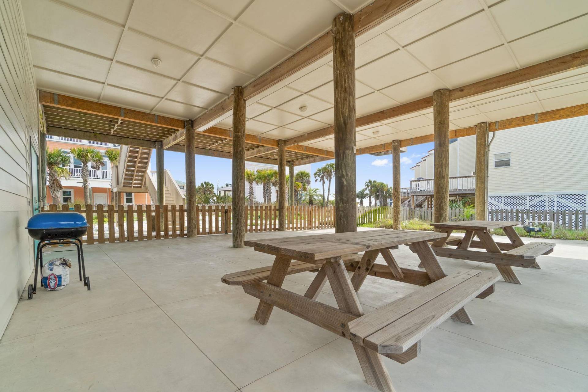 Hangout Space Under Home