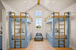 3rd Floor, Bunk Bedroom