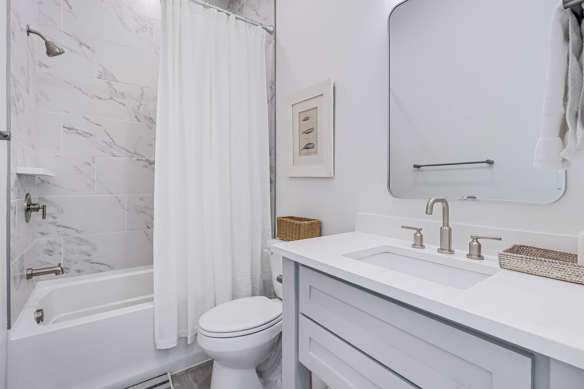 Bunk Bathroom, 2nd Floor