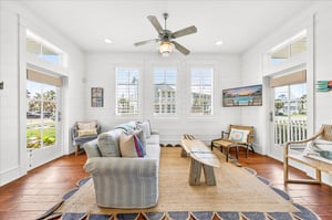 1st Floor, Living Room