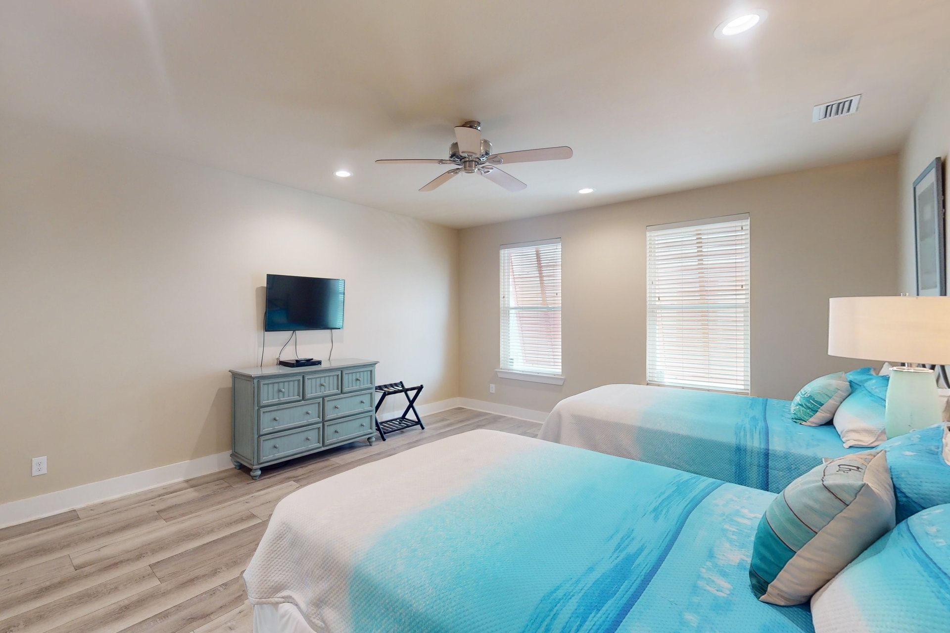 Bottlenose Beach House 16