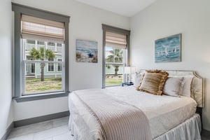 Queen Bedroom, 1st Floor