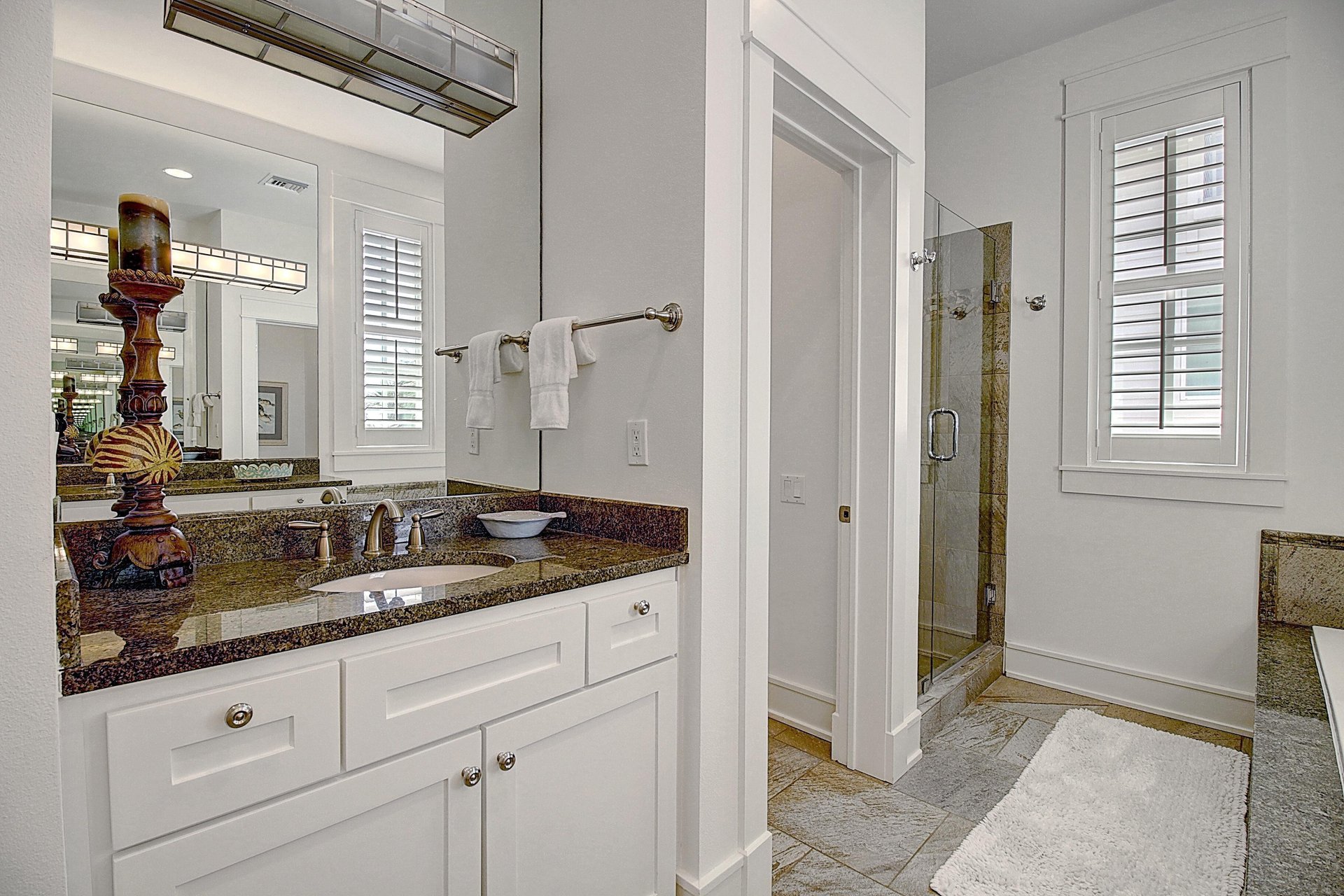 Primary King Bathroom, 2nd Floor