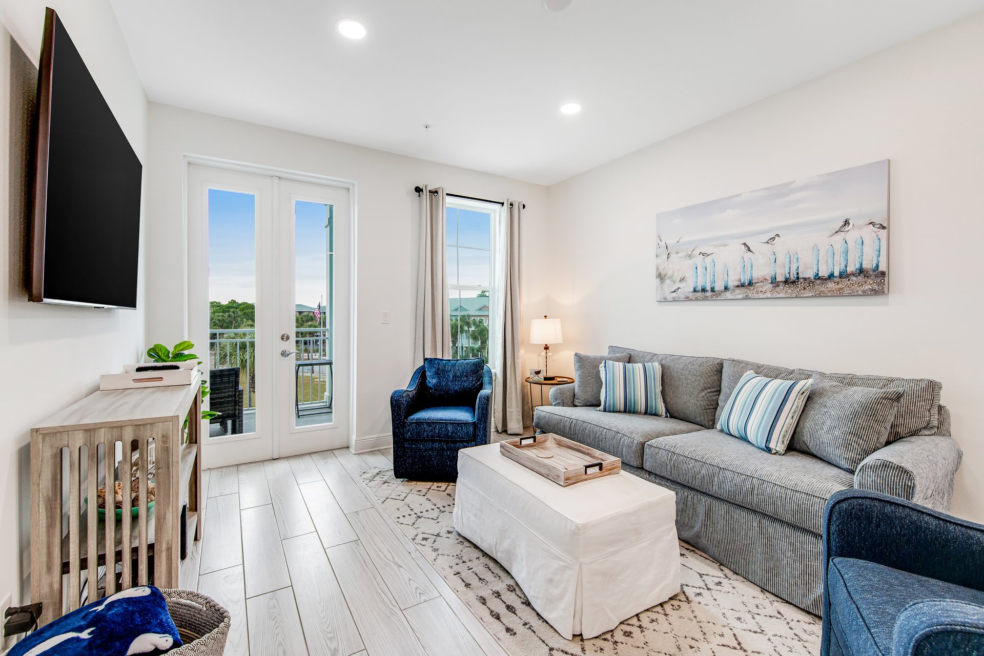 Gulf Place Residence 207 6