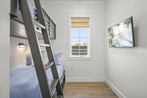 Bunk Room, 1st Floor