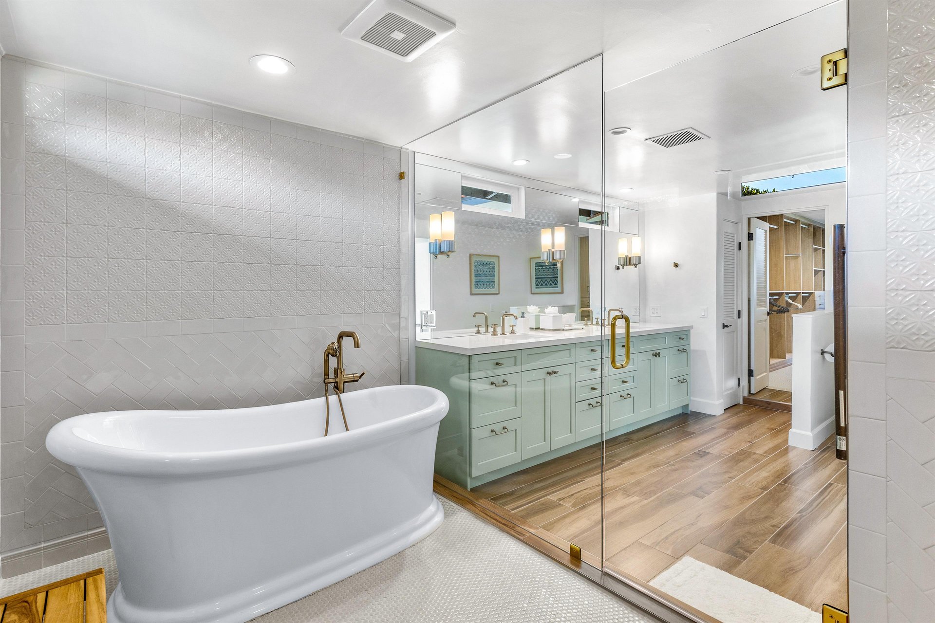 Relax in the tub