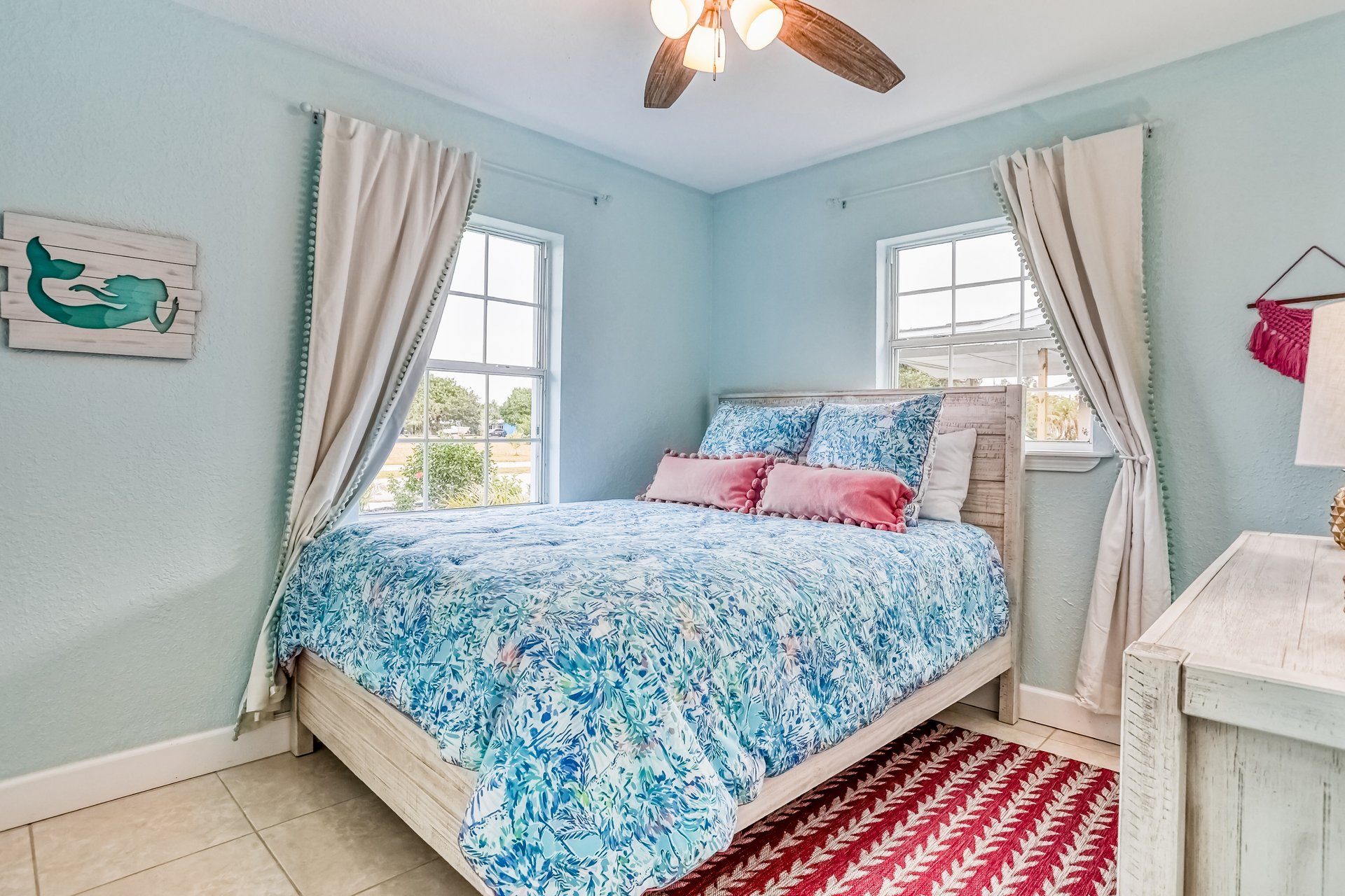 The Fancy Flamingo 19