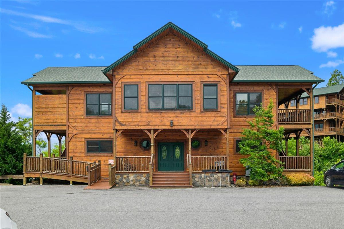 001Front Elevation