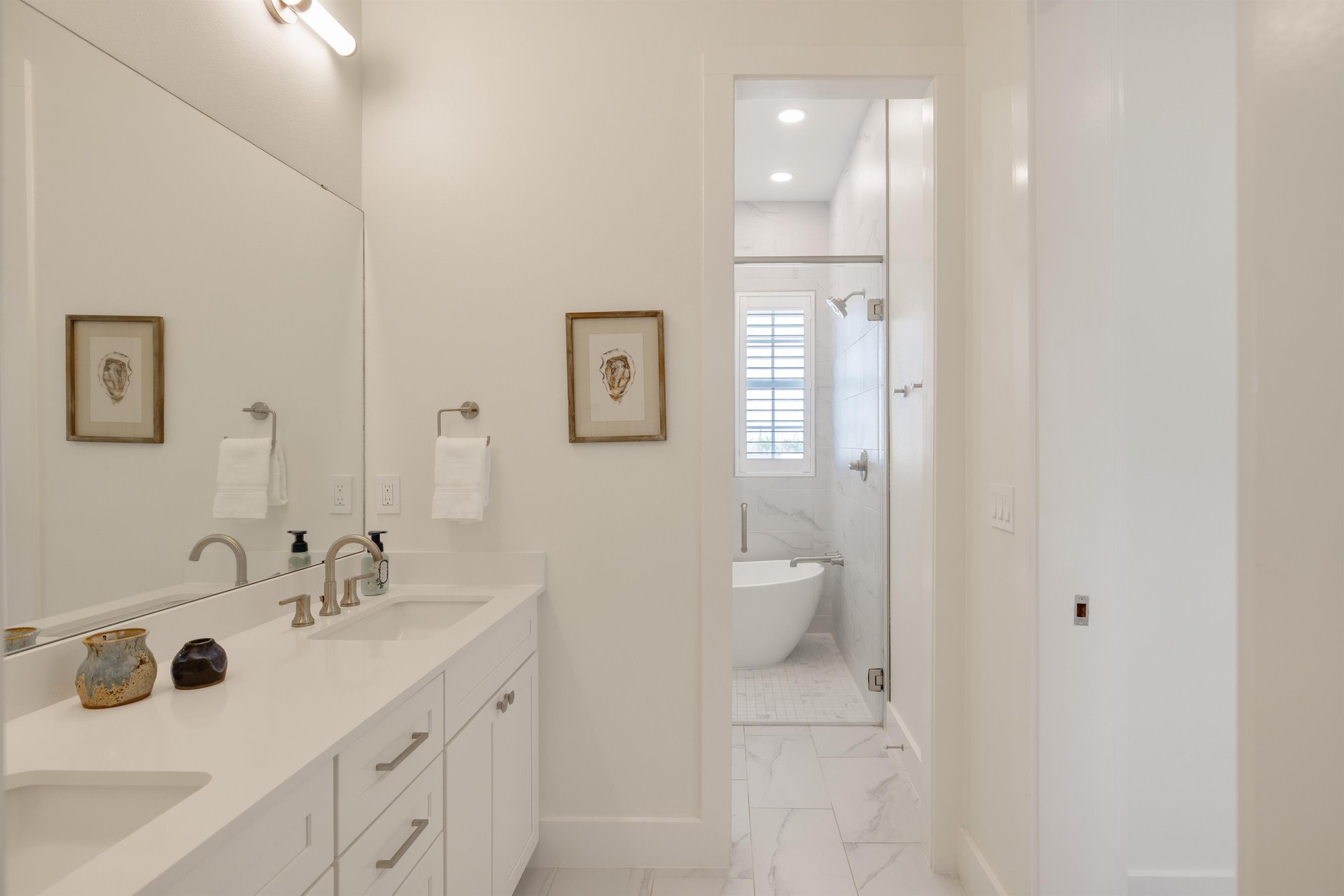 2nd Floor, Primary King Bathroom