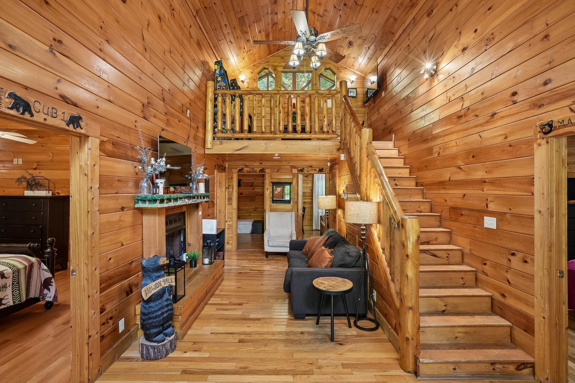 10Living Room